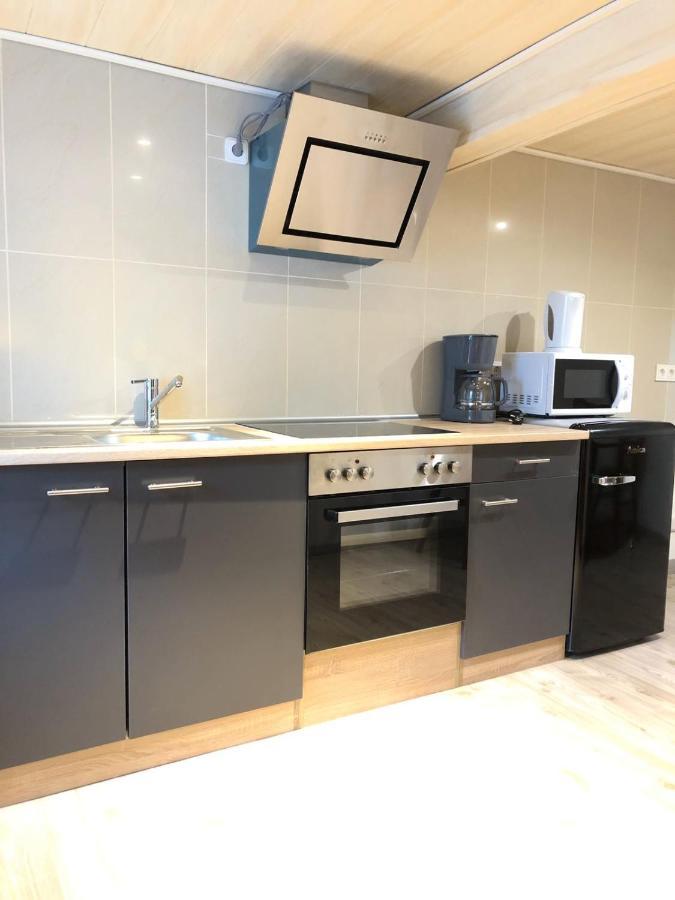 Apartment Am Markt อาเดเนา ภายนอก รูปภาพ